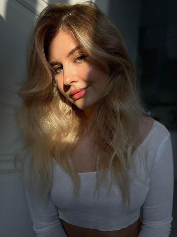 Полина